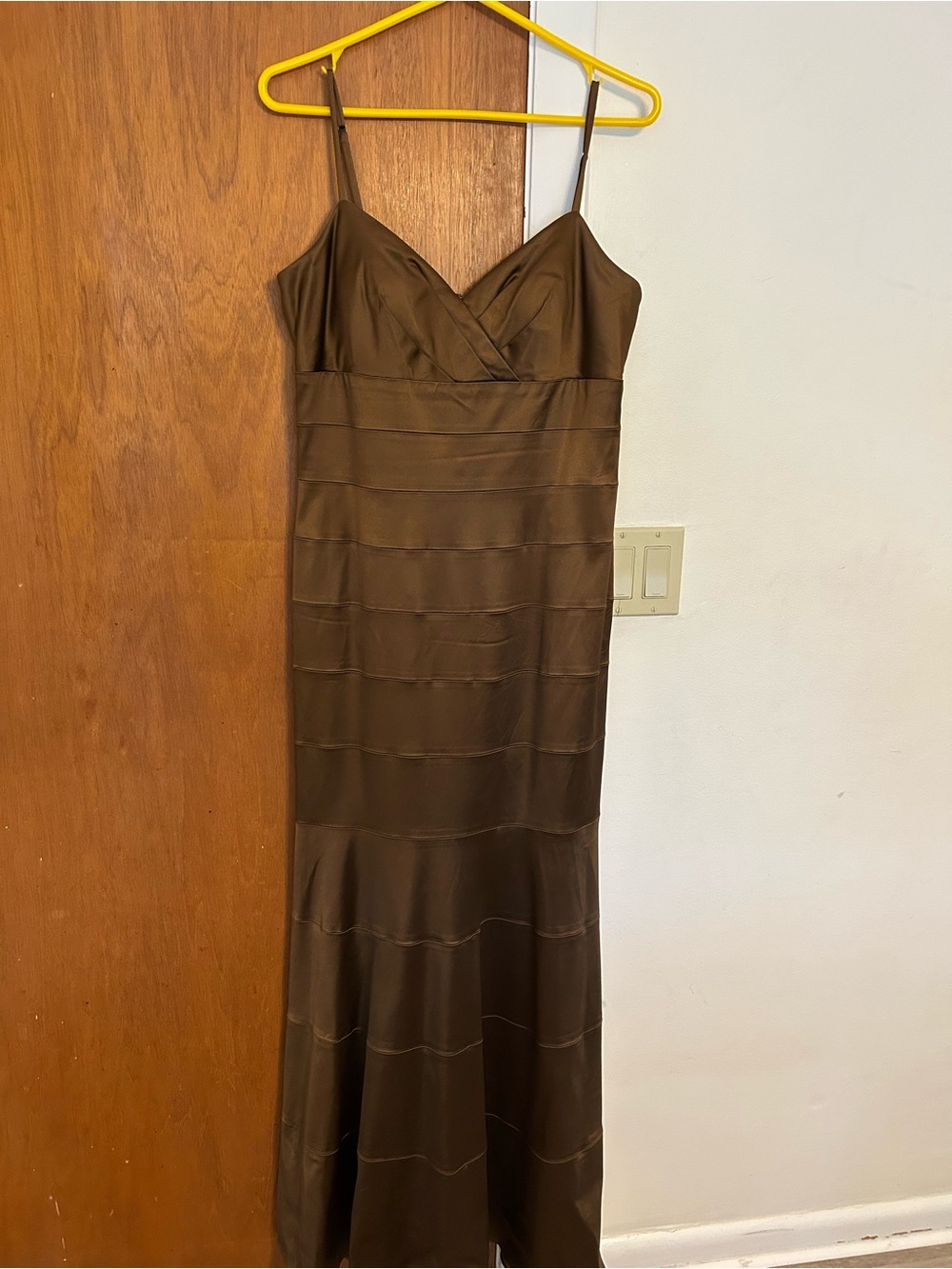 Brown Satin Spaghetti-Strap Mermaid Style Dress
